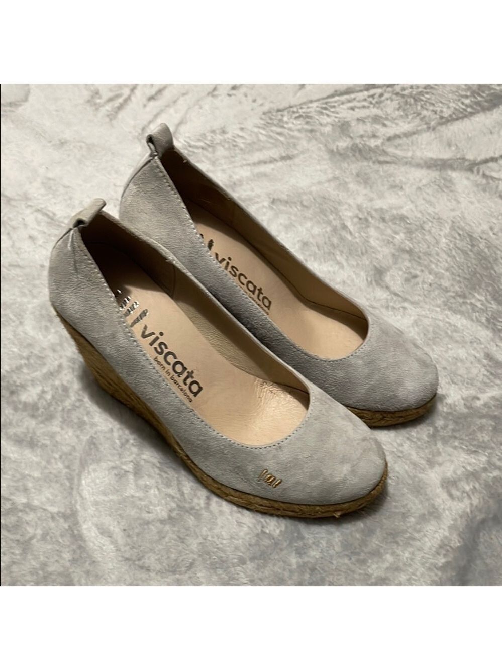 NWOB VISCATA BARCELONA SUEDE Gray Wedge Espadrilles Sz 35